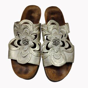 Naot Womens 8  Dusty Gold Floral Comfort Leather Slide Sandals Eu 39